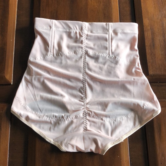 Women’s size small shape wear underwear - Picture 3 of 5